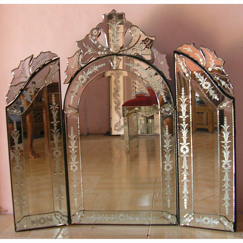 Many Selections of Venetian Style Mirror for Sale