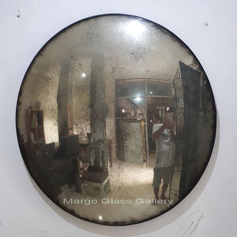 The Variety of Round Convex Mirror Styles You Can Choose, Complete the Luxury of Your Home!