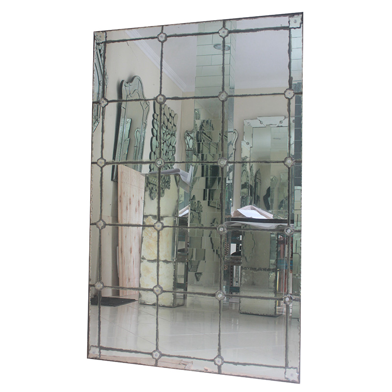 Why Use Antique Wall Mirror Panels? These are the Benefits