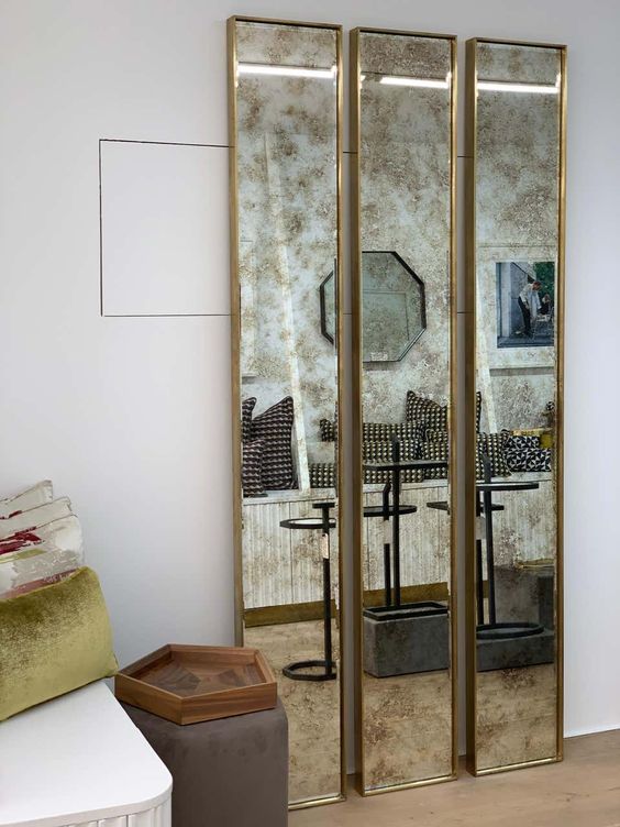 The Most Interesting Use Of Antique Wall Mirrors 2022