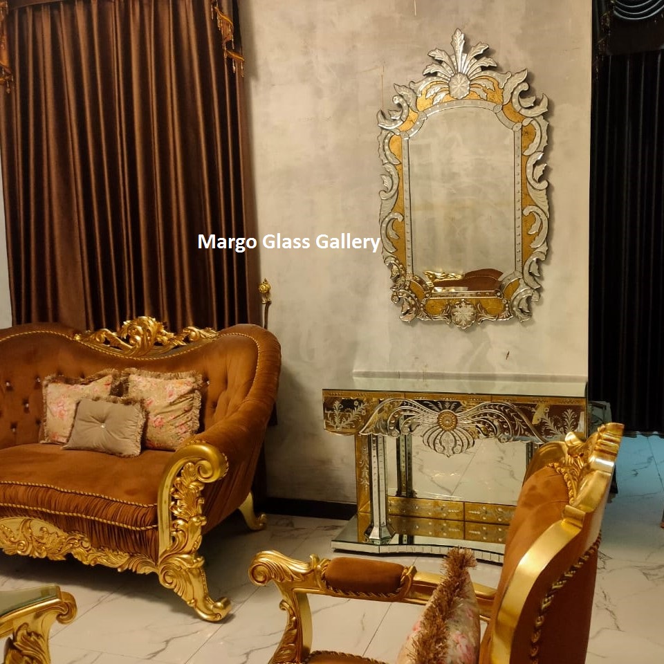 Tips for Choosing a Venetian Wall Mirror for Home Decoration   